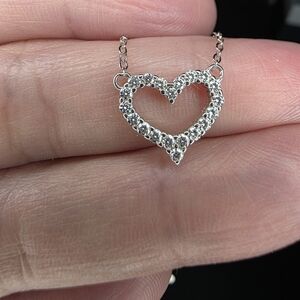 ✨ Moissanite Open Heart Necklace – S925 Sterling Silver (18”)